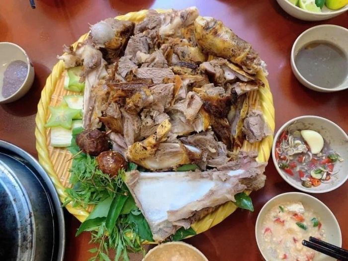 Hình ảnh không gian ấm cúng tại DÊ PHỐ NÚI