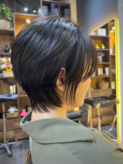 Không gian ấm cúng và những kiểu tóc ngắn ấn tượng tại Pinky Pixie Hairsalon