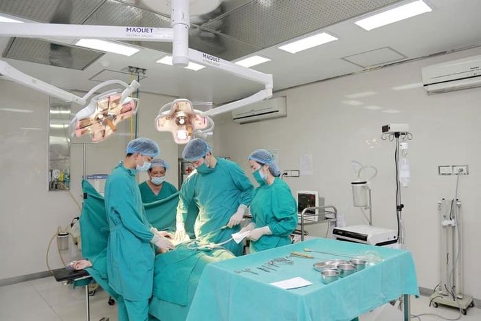 Phòng Khám Đa Khoa Thái Hà - hình ảnh đầu tiên giới thiệu không gian khám chữa bệnh hiện đại, tiện nghi với đầy đủ trang thiết bị y tế tiêu chuẩn quốc tế.