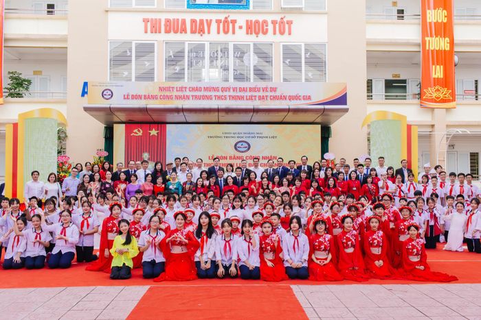 Hình ảnh Trường THCS Thịnh Liệt - Cơ sở vật chất hiện đại