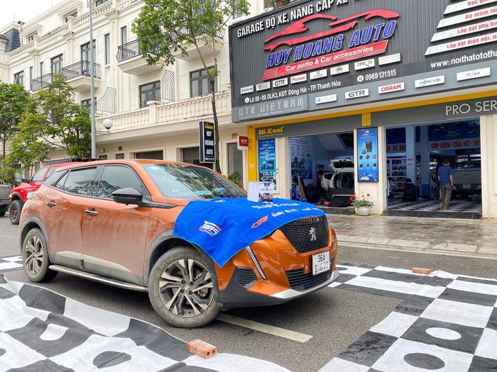 Không gian làm việc chuyên nghiệp tại Huy Hoang Auto