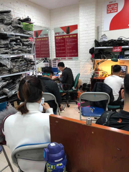 Hình ảnh trung tâm sửa chữa iPad tại HN Com
