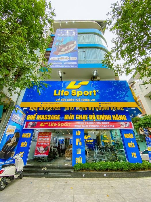 Không gian trải nghiệm Toky Sport