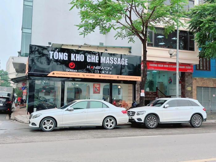 Không gian trưng bày tại Tổng Kho Ghế Massage