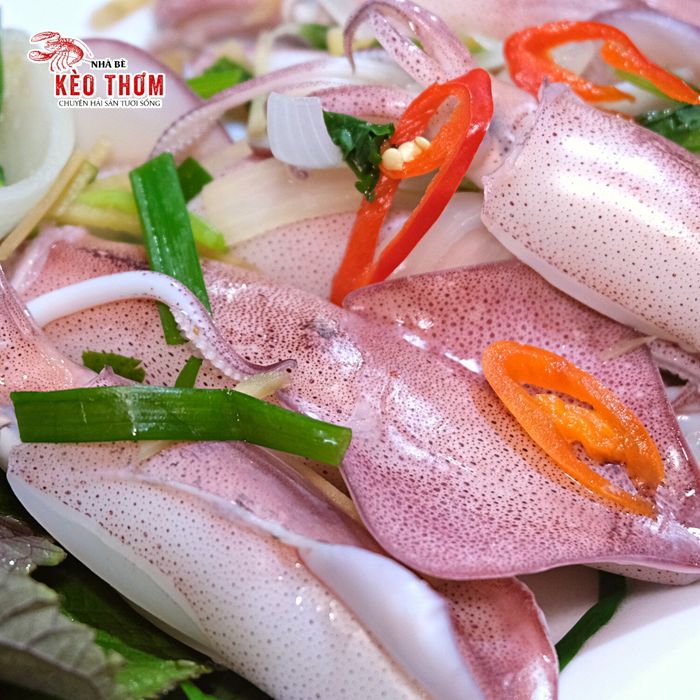 Hình ảnh những món hải sản tươi ngon được chế biến tinh tế tại Nhà Bè Kèo Thơm