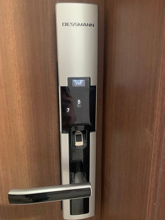 Hình ảnh khóa vân tay Dessmann cao cấp