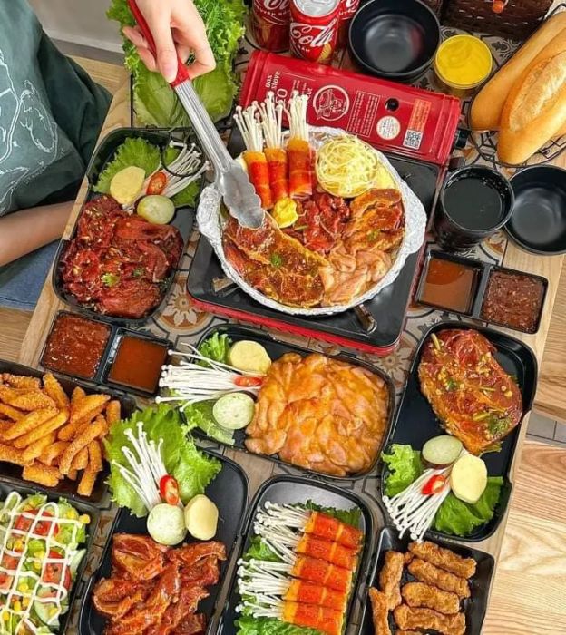 Những món nướng hấp dẫn được trình bày đẹp mắt tại Liu Ziu (Ảnh 2)