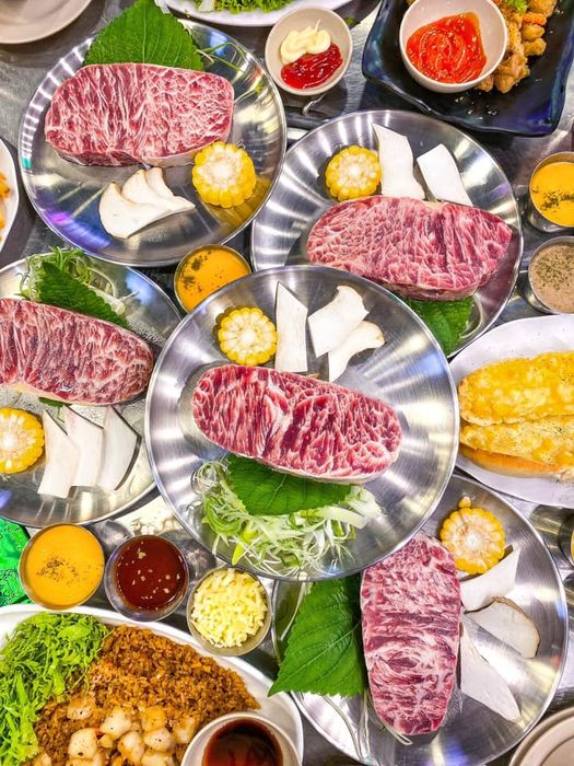 Không gian trưng bày sang trọng tại T&P Fresh Foods