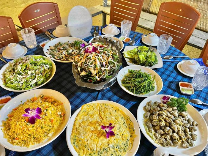 NHÀ HÀNG EO GIÓ BÃI DÀI - Hình ảnh 2