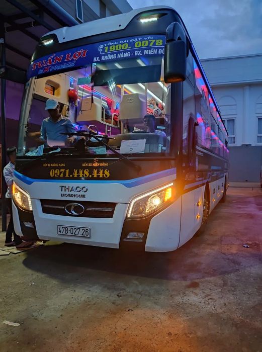 Đội xe hiện đại của NHÀ XE TUẤN LỢI