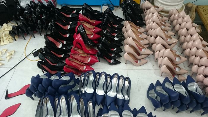 Mẫu thiết kế độc quyền tại Xưởng Giày Vadoni