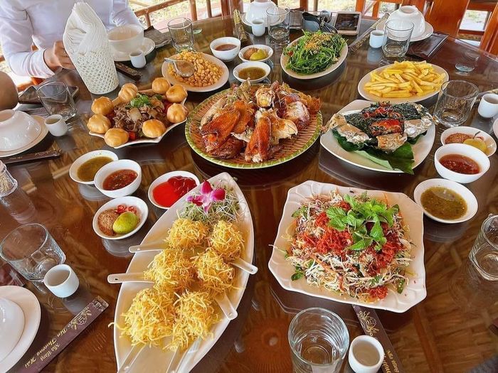 Nhà hàng Bến Thượng Hải - Ảnh 2