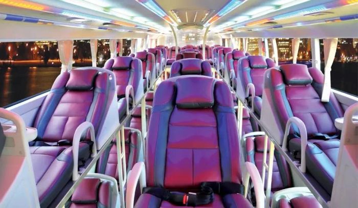 Không gian nội thất tiện nghi trên xe THÁI SƠN