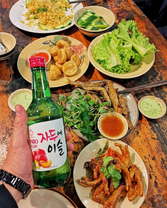 Góc sống ảo đầy chất nghệ thuật tại Quán Gió - Ảnh 3