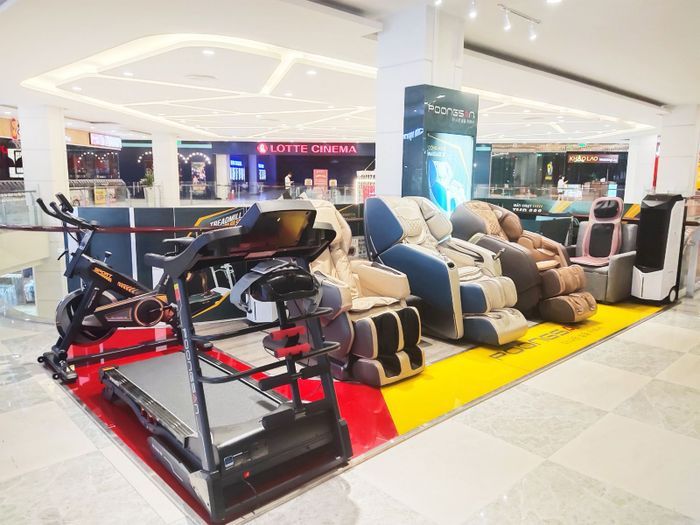 Hình ảnh showroom Poongsan