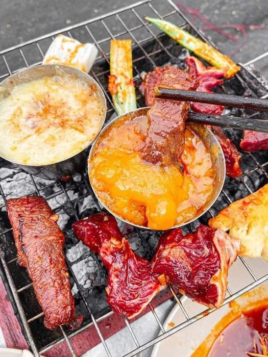NHÀ BÒ Beer Zone - Ảnh 2: Không gian nhậu lý tưởng để thư giãn và nhâm nhi bia cùng bạn bè