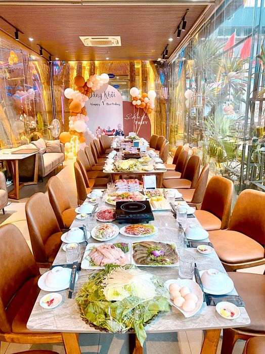 Không gian tiệc sinh nhật sang trọng tại Nhà Hàng BamBoo