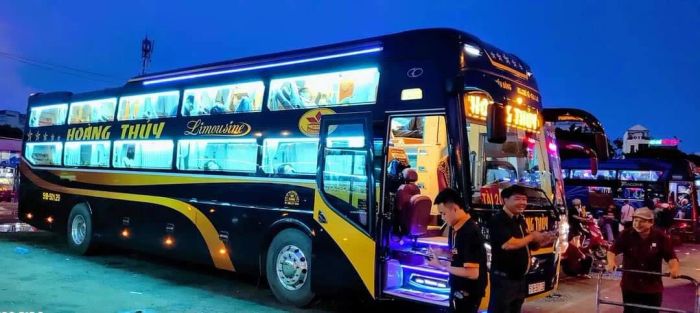 Không gian nội thất sang trọng trên xe HOÀNG THUỶ