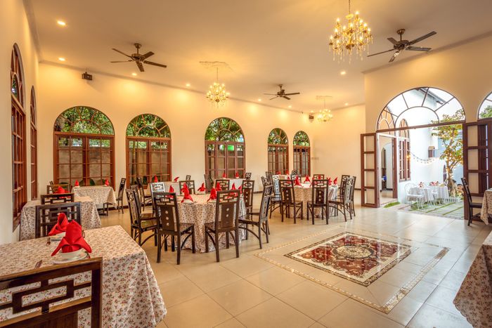 Không gian sang trọng tại Hoa Biển Restaurant