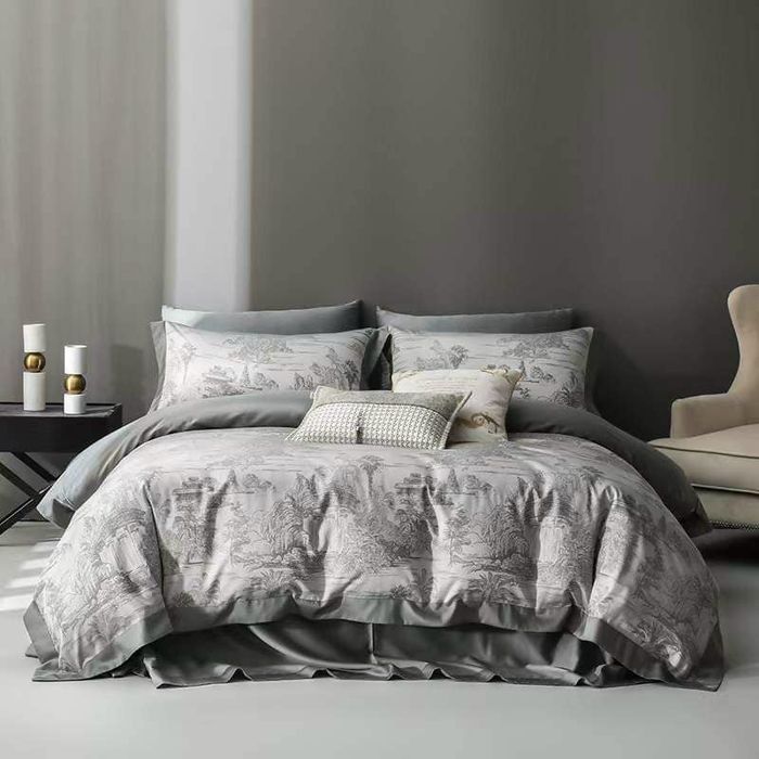 Không gian trưng bày sang trọng tại Ngân Gia Bedding