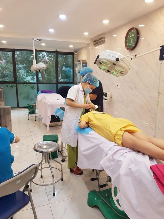 Hình ảnh quy trình cấy tóc tại Thẩm mỹ viện Bác sĩ Hà Thanh