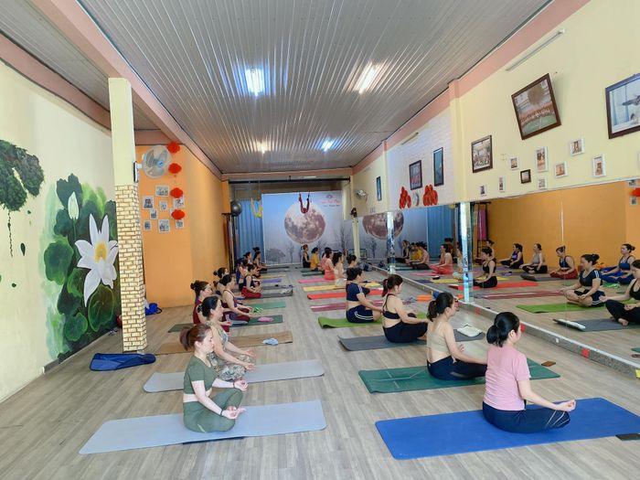 CLB Yoga Trúc Poly Kon Tum - Hình ảnh 2