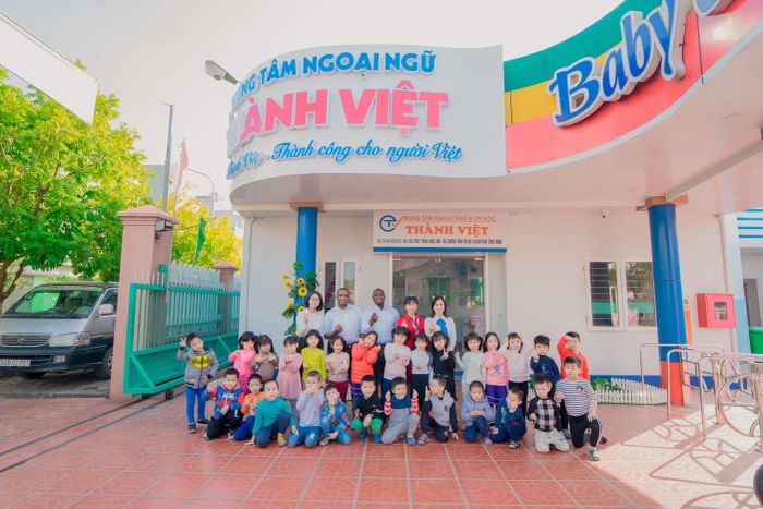 Lớp học tiếng Anh sinh động tại Thành Việt Education