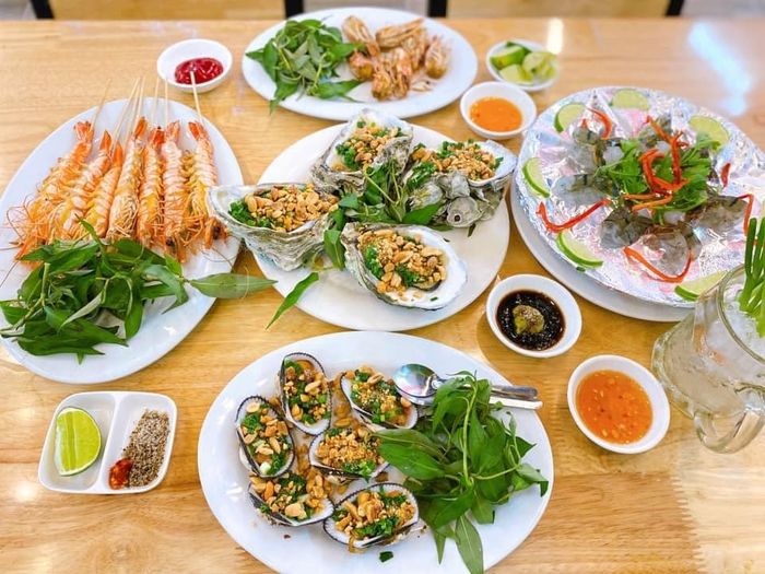Gành Hào Quán - Bữa tiệc thị giác từ biển cả ảnh 2