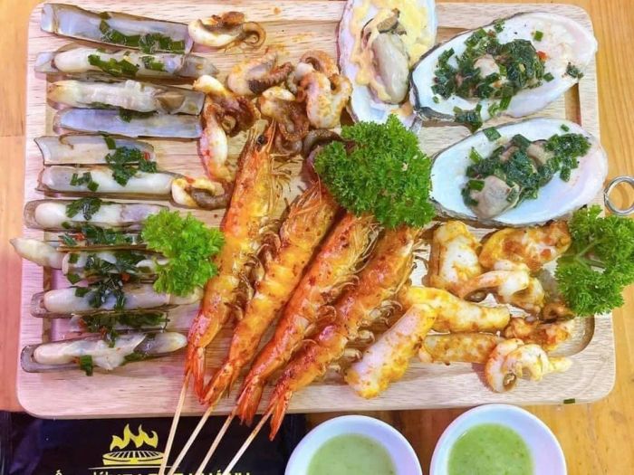 Hương vị đặc biệt tại Phố Nướng Long Khánh - Nét tinh hoa ẩm thực đường phố