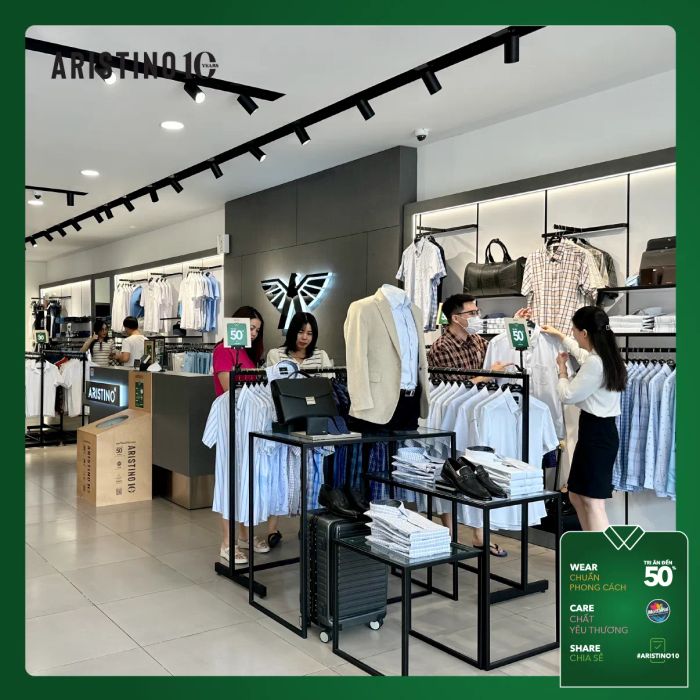 Hình ảnh showroom Aristino sang trọng