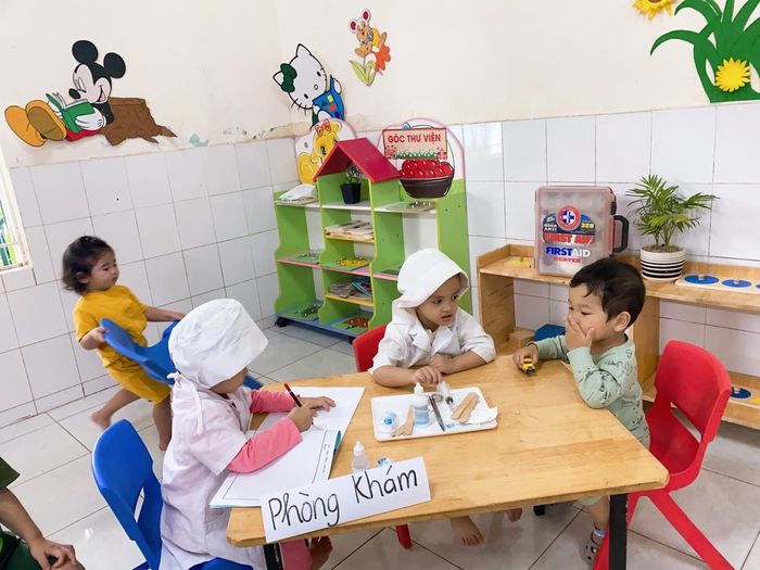 Khoảnh khắc vui học đáng yêu tại Mầm non Minh Đức