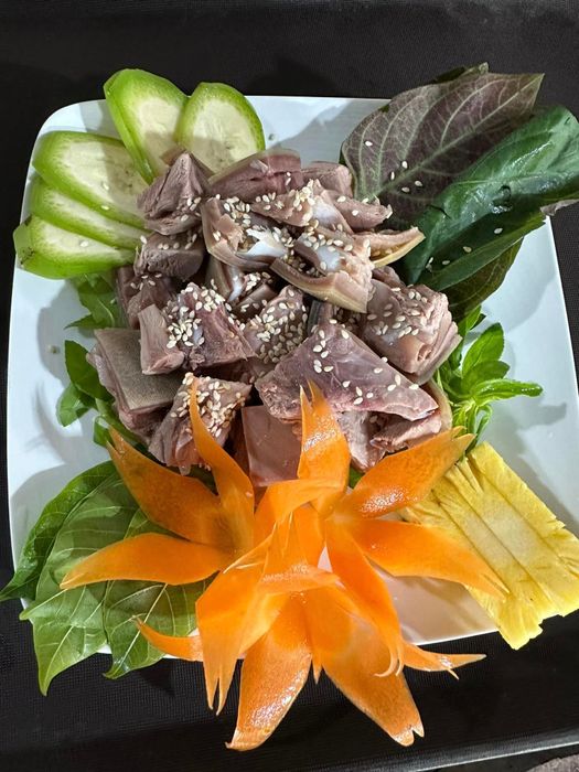 Không gian tiệc tùng sang trọng tại Nhà hàng Xuân Trường - Ảnh 3