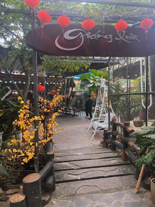 Góc thư giãn lãng mạn tại Giáng Xưa về đêm