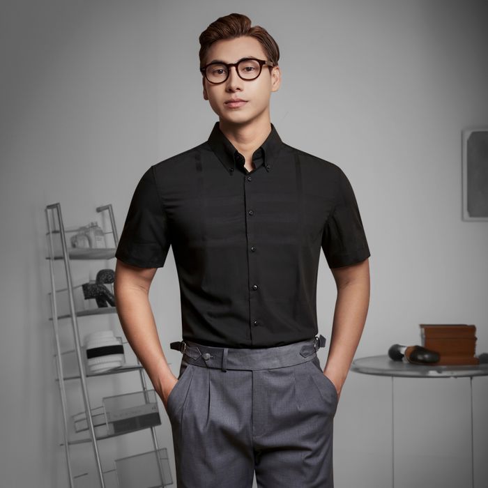 Không gian mua sắm hiện đại tại Adam Store