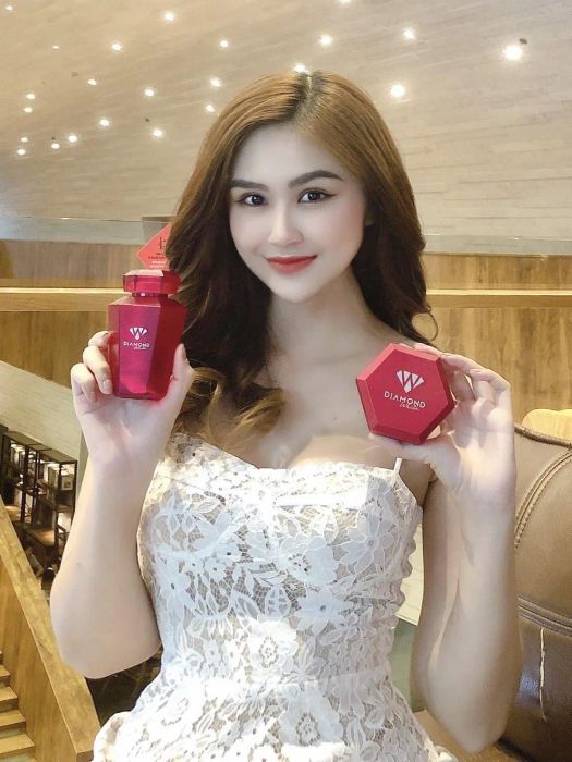 Không gian trưng bày sang trọng tại Mỹ Phẩm HERA