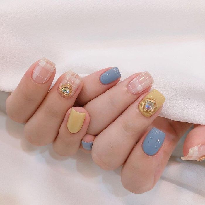 Nghệ thuật vẽ móng tinh tế - HELIA Nail & Eyelashes ảnh 1