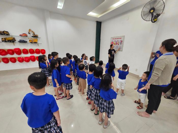 Hoạt động ngoại khóa của bé tại Thái Bình Dương