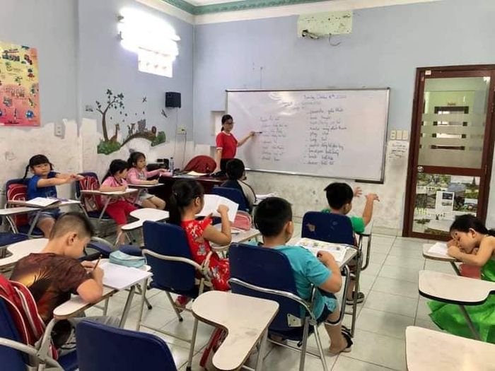Trung Tâm Ngoại Ngữ Liên Việt Úc hình ảnh 2