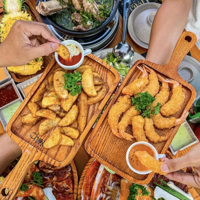 Không gian sang trọng tại Chạm Bistro - Ảnh 1