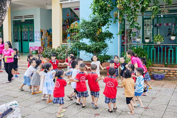 Hình ảnh Trường Mầm Non Hoa Hồng - Ngôi trường rực rỡ như đóa hồng giữa lòng thành phố Pleiku