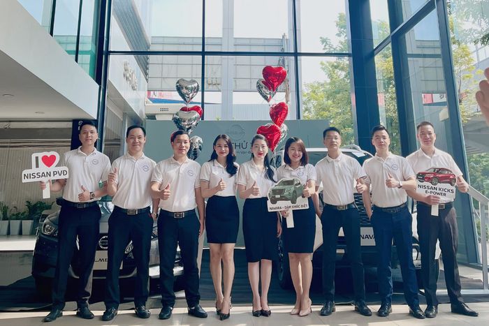 Không gian trưng bày ấn tượng tại Nissan Phạm Văn Đồng