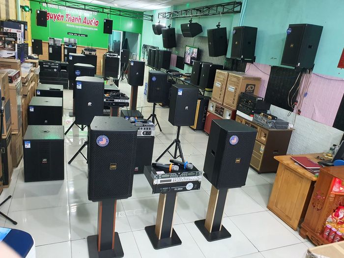 Không gian trưng bày sang trọng tại Nguyễn Thành Audio