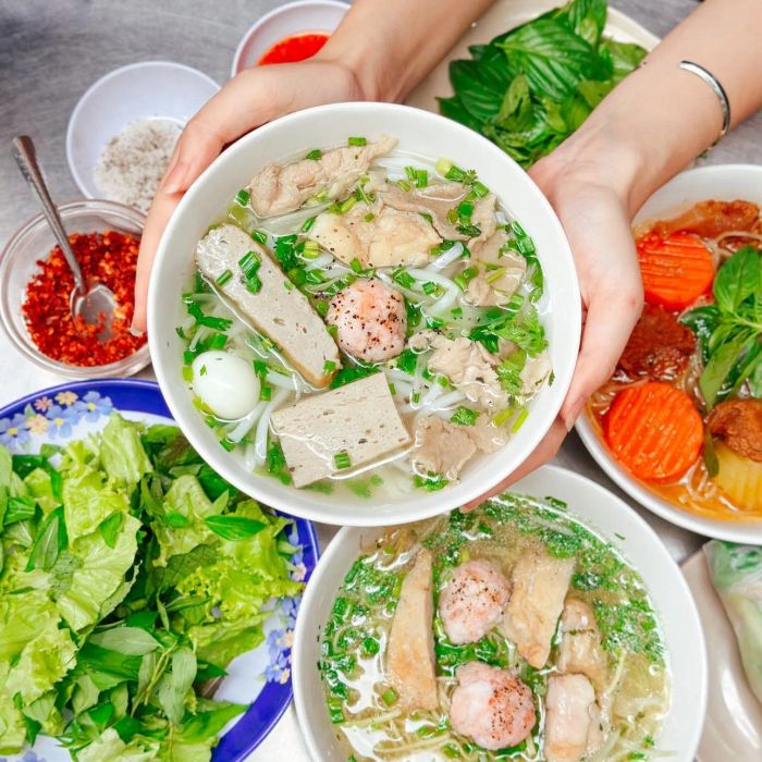 Không gian ấm cúng và món ngon đặc trưng tại Quán Bố Già - Ảnh 2