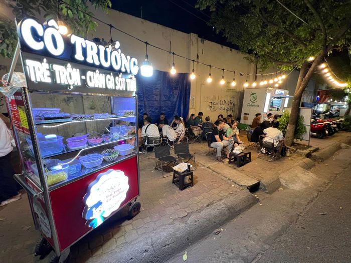 Hình ảnh món tré trộn đặc biệt tại Cô Trướng