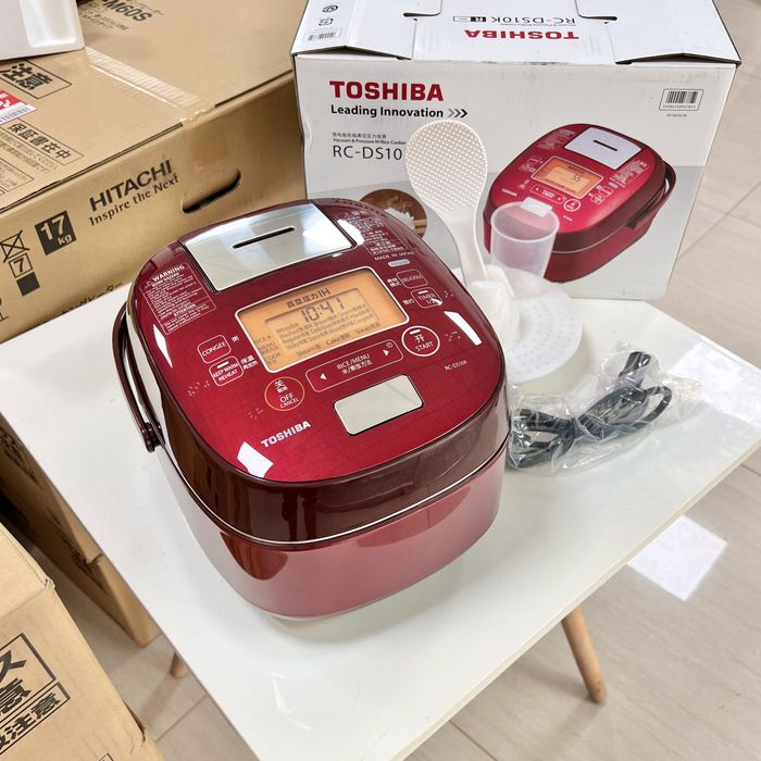 Hình ảnh nồi cơm điện Toshiba cao cấp