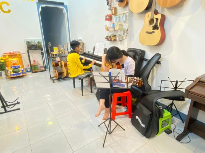 Nguyễn Nam Music ảnh 1