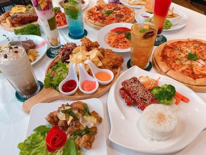 Không gian sang trọng tại Le Jardin Coffee & Restaurant - Ảnh 1