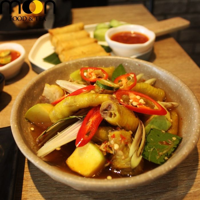 Không gian sang trọng tại MOON Quán