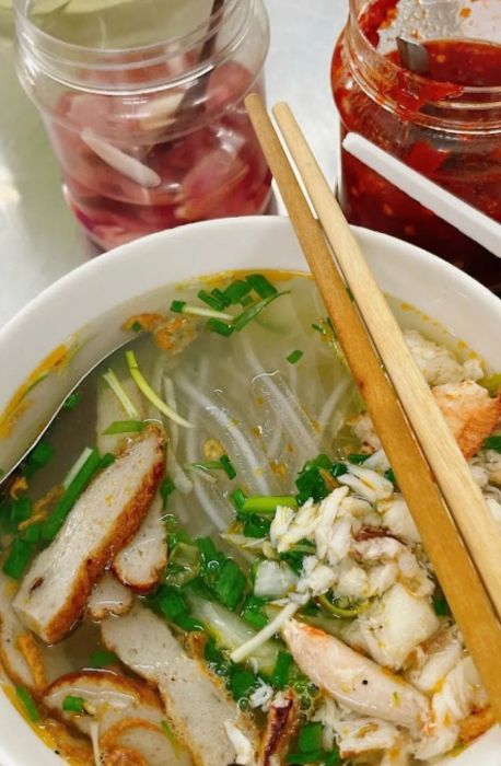 Không gian ấm cúng và món ngon tại quán O Huệ - Ảnh 2