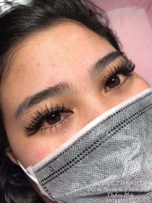 Nguyệt Beauty - Không gian sang trọng với tone màu trắng chủ đạo